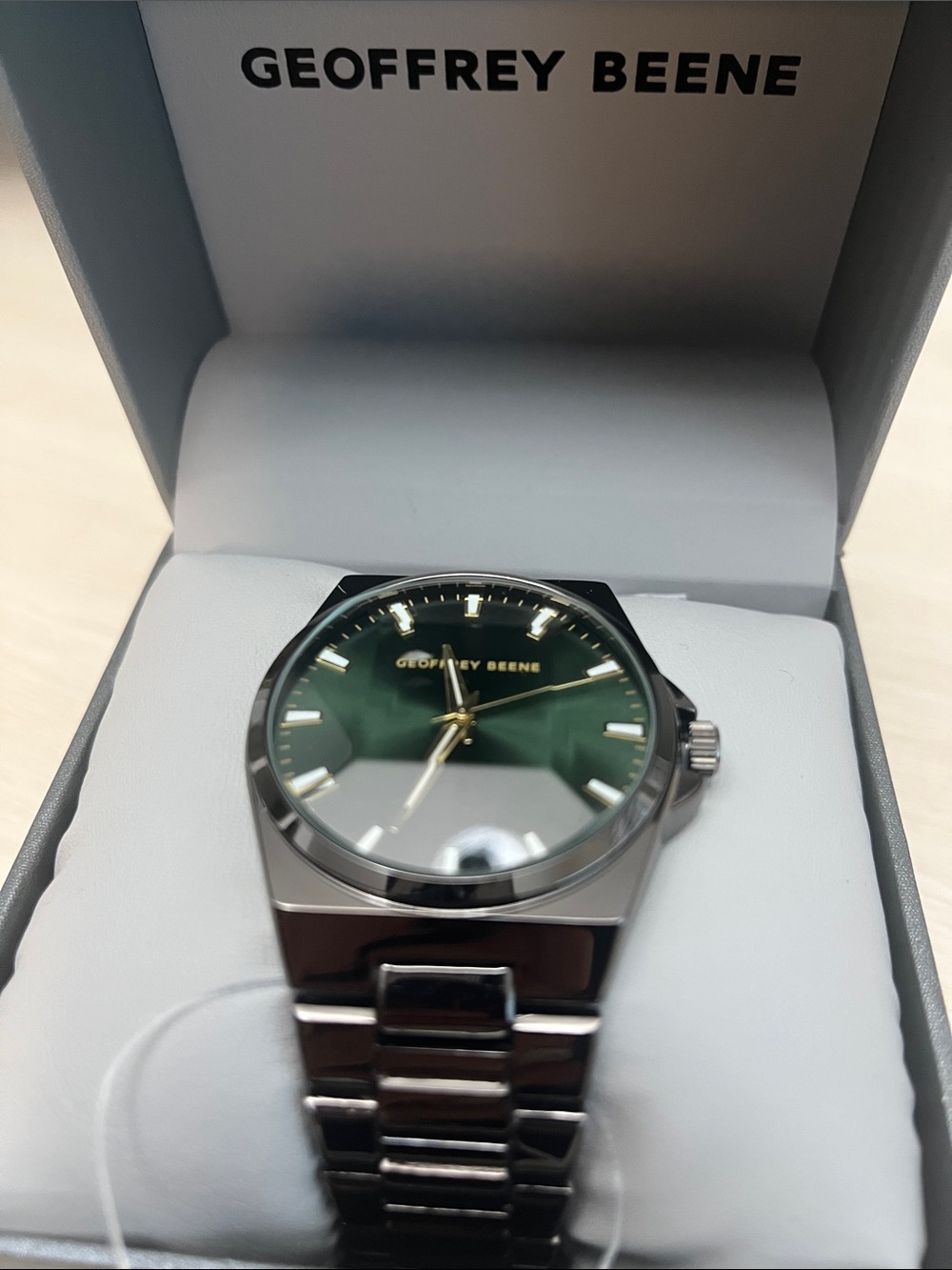 Geoffrey Beene Black Bracelet Watch with Green Dial and Gold Accents - Picture 7 of 9
